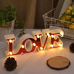 Lampade da tavolo Led Lettera Night Light Lampada decorativa a forma di lava per la decorazione di nozze di San Valentino