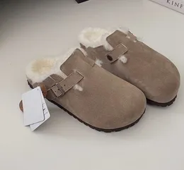 Terlik Kürk Shearling Süet Boston Tıkıklar Kadın Sandal Tasarımcı Ayakkabı Yüzü Yün Kalıplı Slaytlar Moda Deri Çanta Baş Katı Kolorttt