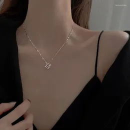 ペンダントVentfille 925 Sterling Silver Geometric Cubeネックレス