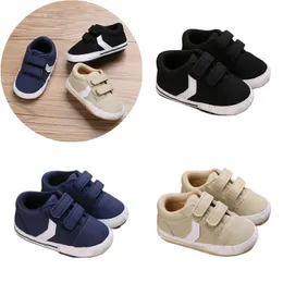 Athletic Outdoor Canvas Classic Sports Shoes Born Baby Boys and Girls First Walking Toddler Soft Sole Non Slip 231115