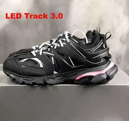 Sapatos de vestido Designer LED Track 3 3.0 sapato homens mulheres tênis triplo preto branco rosa azul laranja amarelo verde tess.s. Tênis Gomma Tracks Sports32