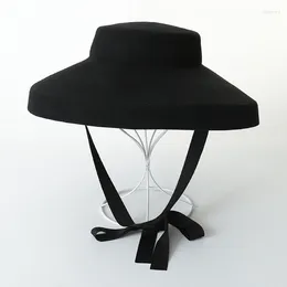 Berets King King Wheat Stage Party Party Party Wool Big Brim Black Women Fedora S Felt Cap Lint Winter Lady Fashion Top Top Hat