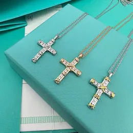 2024 Cross Pendant Naszyjnik Designer dla kobiet męskie biżuteria ze stali nierdzewnej retro vintage diamentowe naszyjniki męskie łańcuch urodzinowy prezent urodzinowy hurt024