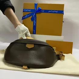 Lyxdesigners midjeväskor korsar kropp nyaste handväska berömd bumbag mode axelväska svart bum kvinnliga pack män kvinnor väska droshipping
