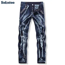 Jeans masculinos Sokotoo moda masculina retalhos emendados jeans rasgados personalidade masculina couro rebite magro calças jeans retas 231116