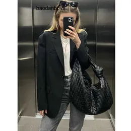 Designerinnen-Frauentasche Europäische und amerikanische übergroße übergroße Unterarmtasche Cowhorn Tasche 2023 Mode Handtasche Banketttasche High-End-Frauenbeutel