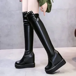 Botlar Diz uyluk Kadınlarda Orijinal Deri Kürk Uzun Ayakkabı Kadınlar İçin Kış 2023 Kama Y platformu Topuklu Siyah 231116