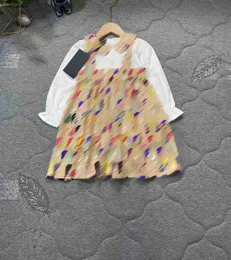 Ny designer flicka partydress som bär prinsessklänning storlek 90-140 färgglad bokstav tryckning baby kjol lapel barn frock nov15