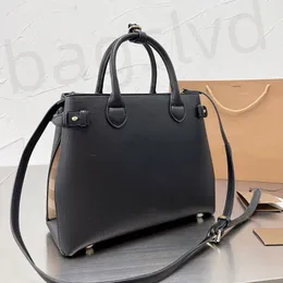 9 Gün Teslim Edilen Kadın Tote Tasarımcı Omuz Çantası Lüks Crossbody Klasik Tartan Kadın Büyük Çantalar Leydi Mağaza Çantaları Tuval Deri Çanta Mektubu Black B