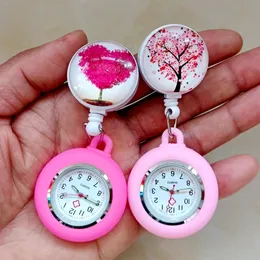 Pocket Watches Retractable Nurse Doctor Heart Love Life Trees Creative Colourful Badge Reel FOB Pocket Watches Hospital Hang Clip Gift Clock 231116