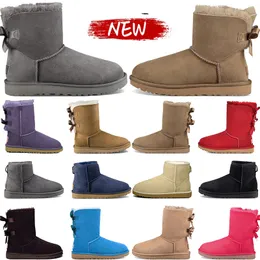 Designer Tazz Stivali invernali da donna australiani Caldi stivali in pelle alla caviglia Classici Ultra Mini Tasman Piattaforma Short Augglies Pelle di pecora Ginocchio castagna Bailey Bow Boot