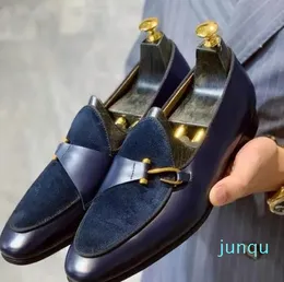 Chaussures pour hommes faites à la main couleur unie Pu cousu daim rond