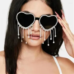 Солнцезащитные очки ярких цветов Love Tassel Y2K Glasses Fashion Heart Бескаркасные океанские персонализированные солнцезащитные очки