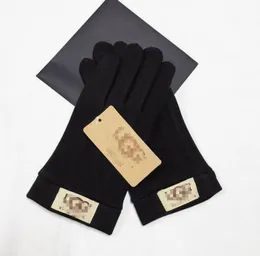 男性5本の指のグローブデザイナーブランドレターグローブ印刷厚い暖かいグローブ冬の屋外スポーツピュアコットン高品質