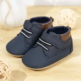 Första vandrare Leisure Born Pu Leather Baby Boys and Girls Sports Shoes Rubber Sole Non Slip Preschool First Walking Shoe 231115