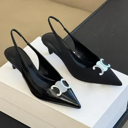 Высочайшее качество Sier Кожаные шелковые с пряжкой Сандалии с острым носком на пятке на пятке Туфли-лодочки на каблуке с котенком Платье на шпильке Дизайнерская офисная обувь для ужина