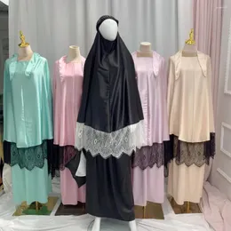 Etnik Giyim 2 adet Set Saten Saten Dantel Khimar Jilbab Ramazan Eid Müslüman Kadınlar Dua Giyim Havai Kapşonlu Niqab Abaya Bıçkısı Elbise Elbise