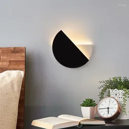 Lampada da parete moderna LED Soggiorno Illuminazione Decorazioni per la casa Camera da letto in legno Lampade da parete rotonde per lampade da comodino