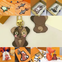 Schlüsselanhänger Lanyards Classic Cartoon Cute Tiger Keychain Wallet Schlüsselanhänger Designer Animal Car Letter Fox Damen Charm Anhänger Zubehör mit Box 28ess