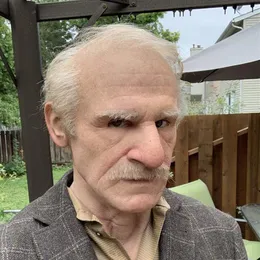 Me -The Elder Old Man Mascarilla facial aterradora para arrugas y sin mentón con cabello263b