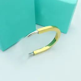 Titanium Armband Designer Lock Bangle Frauen Männer Armbänder Mode Schmuck Accessoires Hochzeitsfeier Liebesgeschenke