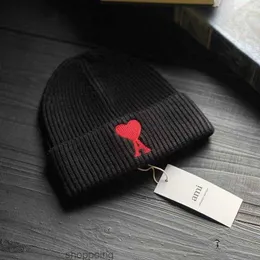 Cappello invernale lavorato a maglia di lana Ami Cappello berretto addensato ricamato A-line Cappello caldo Cappello di lana morbido