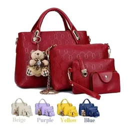 Bolsas de noche 4pcsset PU Cuero Bolsa de ocio Bolso Hombro Colgante Monedero Compuesto Elegante Lady Bear Colgante 231117