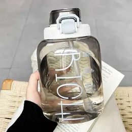 water bottle 1500 ML Sports Water Bottle Tritan Water Cup Large-Capacity Boy Space Cup High Temperature Resistant Drop Straw Cup For Women P230324