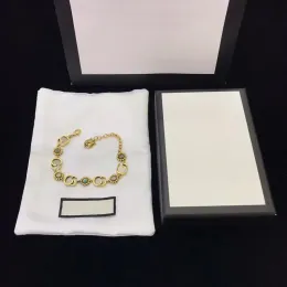 Дизайнер разработал элитные и элегантные браслеты для девочек, украшения, подарки на День святого Валентина и Новый год.