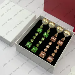 Orecchini di lusso designer Green Diamond Stud per donna stud luxury gold Tassel Pink Zircon crystal gold double V letter 925s gioielli in argento Regali classici