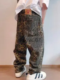 Herrbyxor houzhou tan leopard jeans män denim byxor manliga överdimensionerade breda benbyxor streetwear hip hop vintage kläder förlorar casual j231117