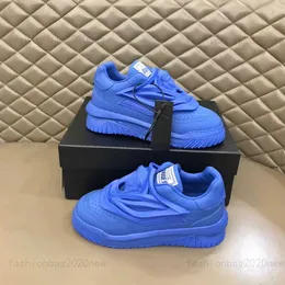 Tasarımcı Lüks Versage Klasik Sneaker Sıradan Düşük Platform Ayakkabıları Erkek Kadın Açık Gym Run Zapatos Baskeball Ayakkabıları 0417