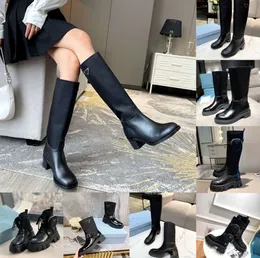 Withs Box Luxury Designer Leather Women Boots Desert Boot Flamingos Real Leathers Cuarse Winter Designers 신발 플랫폼 Martin Marten Marten Martens Ankle Uggdj