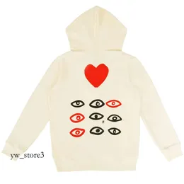 2023 Men's Hoodie Sweatshirts Women Dragkedja Loose Play Spela Sweatshirt Commes Cardigan des Small Red Heart Jacket Garcons Standard och Fleece 571