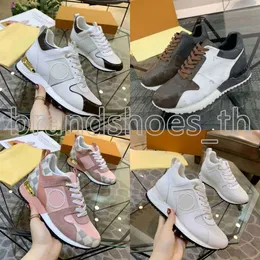 Designer Men Shoes Run Sneakers Calfskin Sneaker Mujer Runaway Outdoor Running Trainers Splicing Styling Shoes Luxury Outdoor Shoes