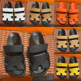 Lüks tasarımcı deri erkek bayanlar sandalet yaz düz ayakkabıları moda plaj erkek kadın terlikleri h mektup drag 35-46