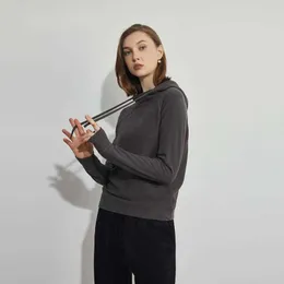 Hoodies للنساء من النوع الثقيل للنساء سترة الخريف والشتاء معطف جديد أعلى الموضة غير الرسمية مريحة حمى حمى حمض الهالورونيك ألمانيا في مخملية