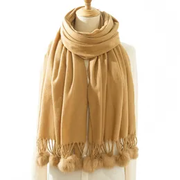 Хит продаж, новый сплошной цвет, имитация кашемира, один цвет, висячие шарики для волос, модный шарф для женщин, универсальный теплый шарф 231015
