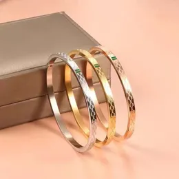 Mode Charm Armband Spänne Läder Tejp Armband Armband Designer Man Kvinnor Smycken