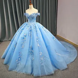 Himmelblå bollklänning quinceanera klänning 2024 spetsapplikation pärlor långa tåg xv prinsessa vestidos de 15 anos födelsedag söt 16 klänning