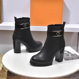 Kostki kobiety Beaubourg Laureate Platform Desert Boots Designer Boot Luksusowy wysokiej jakości MEFROPOLIS Flat Ranger Chunky Heel Frenum Martens Buots 15