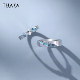 Bröllopsringar Thaya Real 100% S925 Sterling Silver Par Ring Classic Crystal Rings for Women Luxury Jewelry for Wedding Engagement Jewelry231118