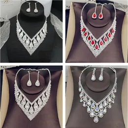 Pendant Necklaces European And American -selling Bridal Necklace Set Exquisite High-end Crystal Tassel Earrings Two-piece