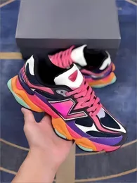 Lyxdesigner New 9060 Sportskor Balansera män Kvinnor Casual Sneakers Rinnande skor Socka rosa Phantom Retro Svartvitt på havssalt utomhus med låda