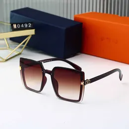 Projektant mody Lou Vut Luksusowe fajne okulary przeciwsłoneczne 2023 Nowe okulary przeciwsłoneczne żeńskie za granicą pudełko na żywo transmisja płaskie lekkie okulary