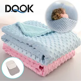 Blankets Swaddling Baby born Thermal Soft Fleece Winter Solid Bedding Set Cotton Quilt Infant Swaddle Wrap 230417