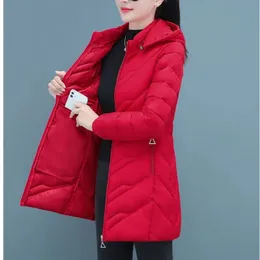 여성용 파카 스 2023 겨울 파카 여성 복어 재킷 두꺼운 날씬한 면화 따뜻한 후드 가루 긴 소매 코트 검은 색 빨간색 겉옷 231117