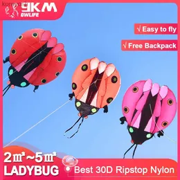 KITE Tillbehör 9 km 2 ~ 5 Ladybug Kite Pilot Lifter Kite Single Line Mjuk uppblåsbar show Kite 30D RipStop Nylon med Bagl231118