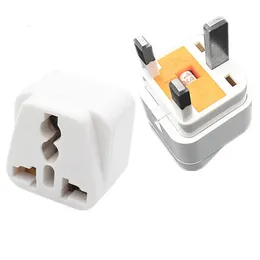 Wtyczka kabla zasilacza 10PCLlot Universal Travel Adapter FUUSE US AU UE do brytyjskiego przemiennika gniazda AC Ireland Pakistan Singapur 231117