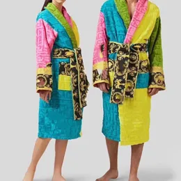 İtalya lüks banyo bornoz marka sweatshirts erkek kadın hırka tasarımcı bornoz kontrast rengi lüks bir çift bornozlar Toptan% 10 indirim 2 çift
